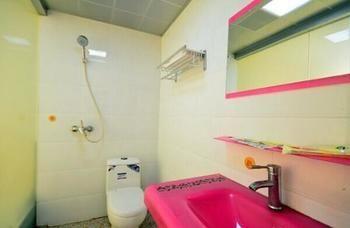 Wuhan Minghang Guesthouse ภายนอก รูปภาพ